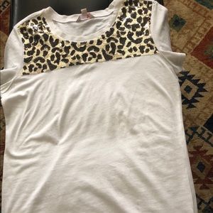 Women’s guess T-shirt